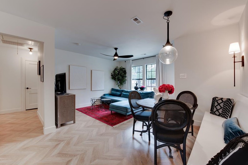 1505 14th St, Houston TX  77008-3721 exterior