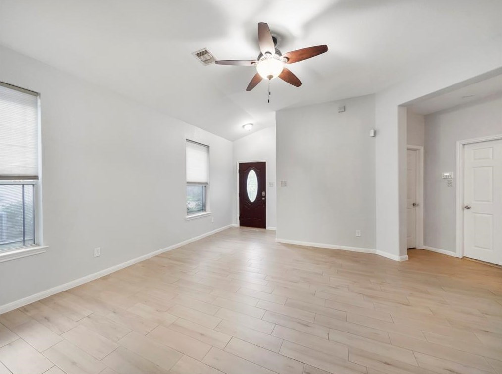 16106 Gavin Ln, Houston TX  77049-3152 exterior