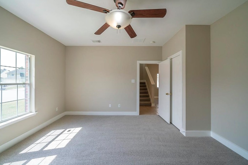 723 Remington Hts Dr, Houston TX  77073-4409 exterior