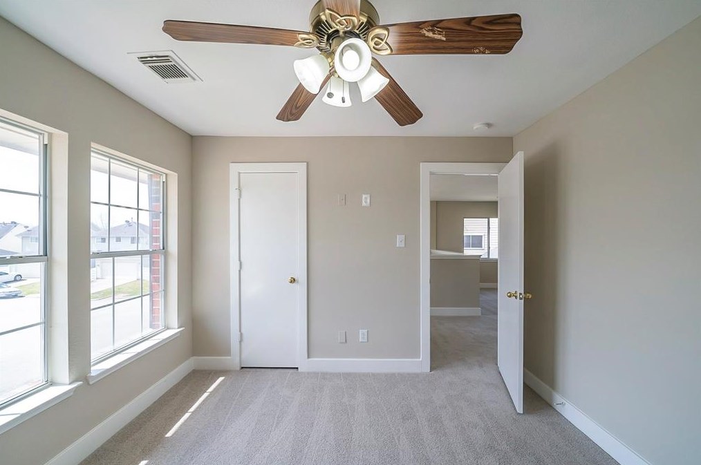 723 Remington Hts Dr, Houston TX  77073-4409 exterior