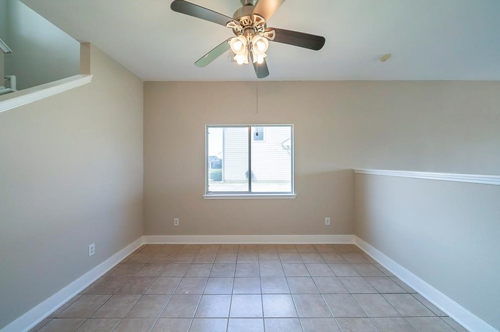 723 Remington Hts Dr, Houston TX  77073-4409 exterior
