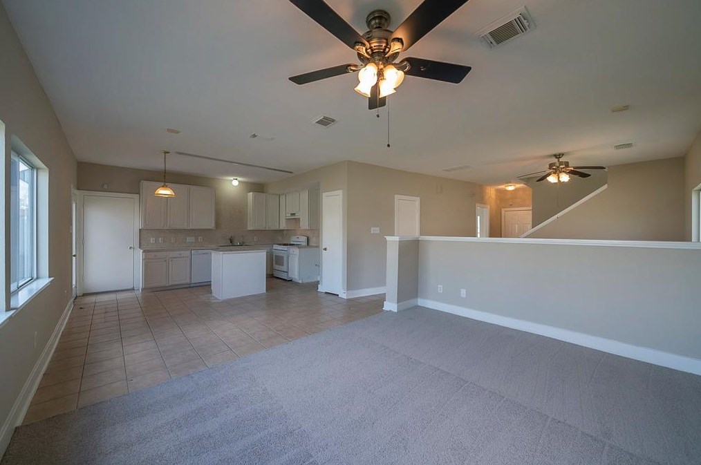 723 Remington Hts Dr, Houston TX  77073-4409 exterior