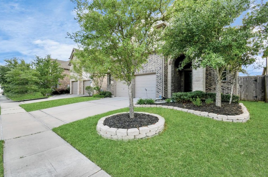 14811 Diane Manor Ln, Humble, TX 77396-4560