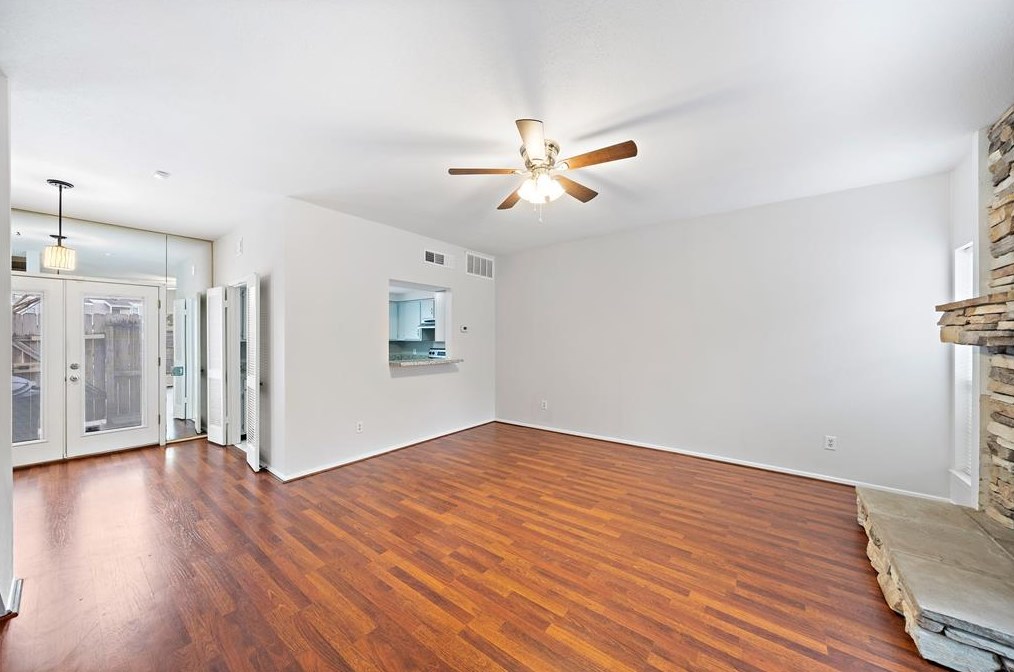 11710 Southlake Dr Apt 42, Houston, TX 77077