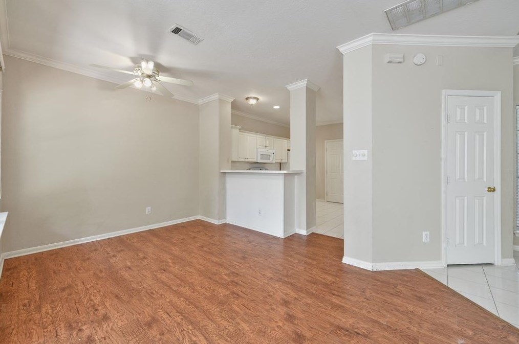 59 Spiral Vine Cir, Spring TX  77381-3744 exterior