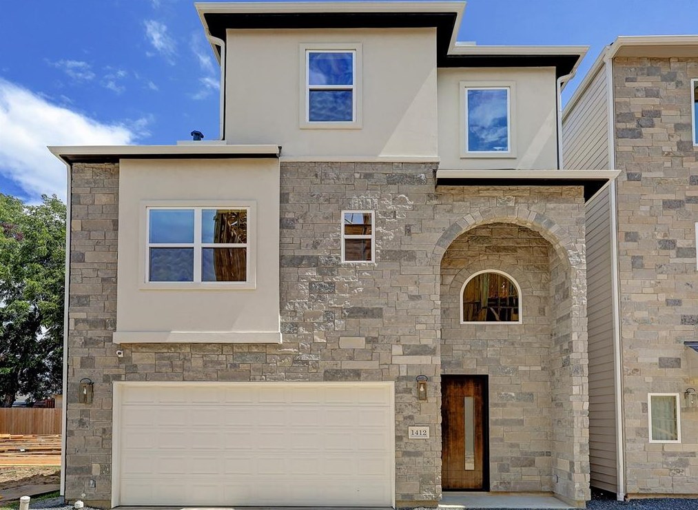 1412 W 34th 1/2 St, Houston, TX 77018
