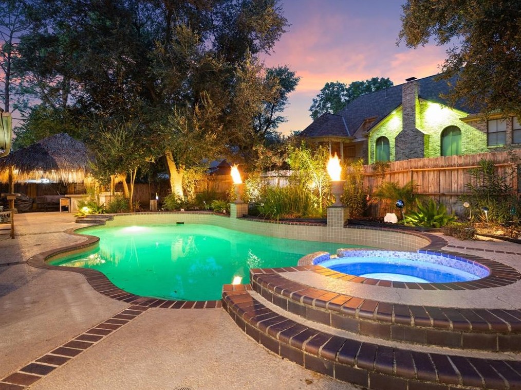 15114 Lantern Creek Ln, Houston, TX 77068-3025