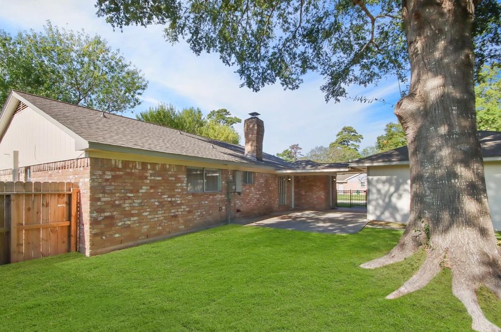 22530 Meadowgate Dr, Spring, TX 77373