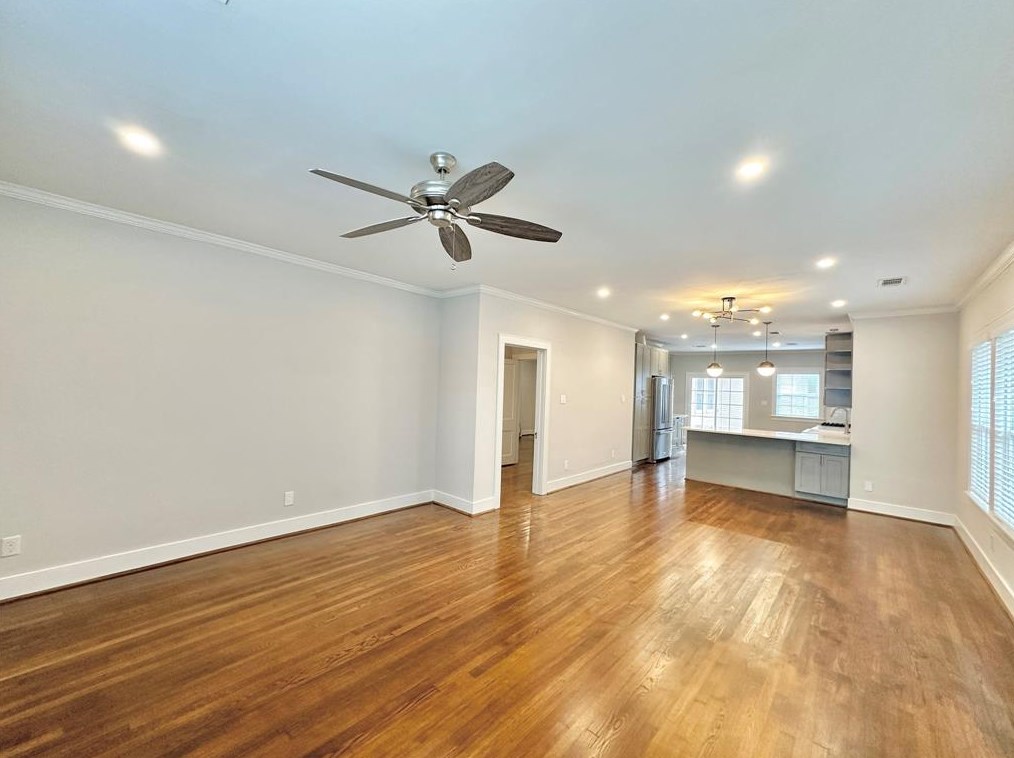 405 Peden St, Houston TX  77006-1419 exterior