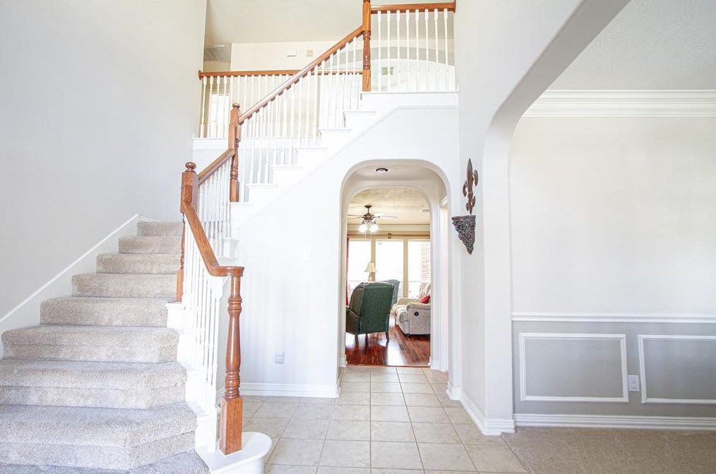 127 Bluff Creek Cir, Spring, TX 77382-5773