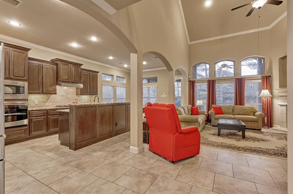 159 Lindenberry, Spring TX 77389-5096 exterior