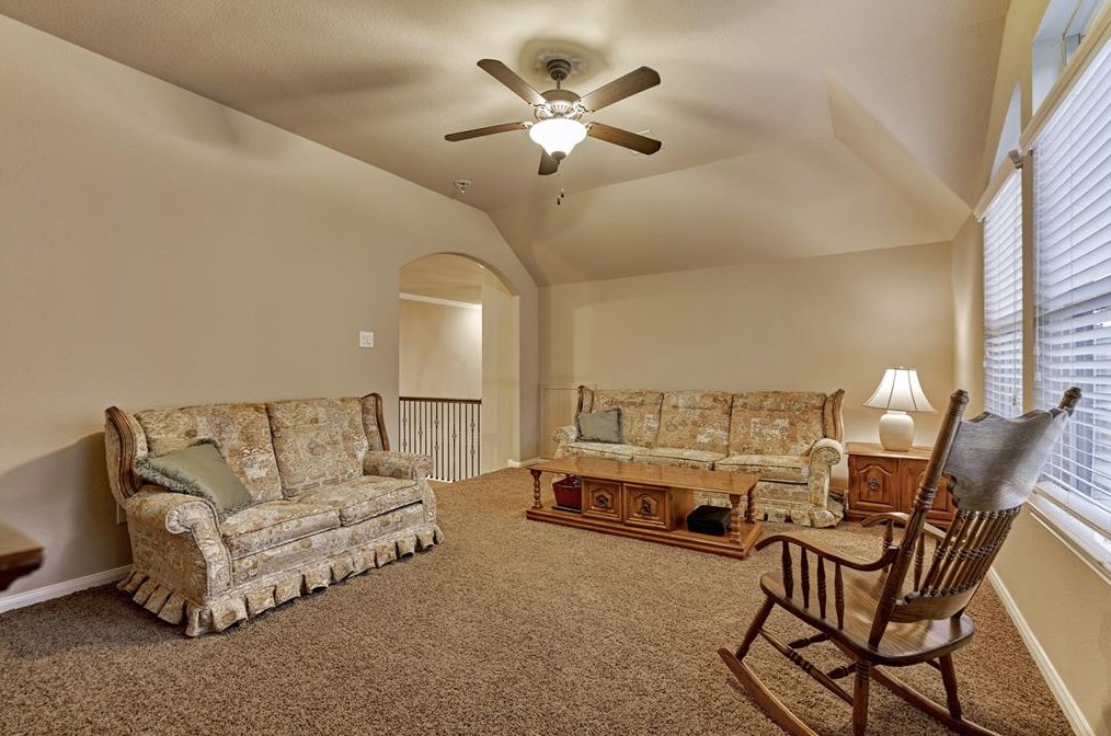 159 Lindenberry, Spring TX 77389-5096 exterior