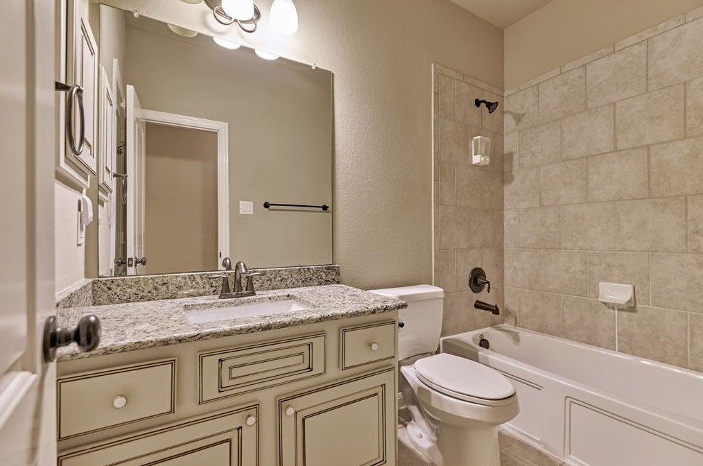 159 Lindenberry, Spring TX 77389-5096 exterior