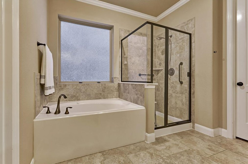 159 Lindenberry, Spring TX 77389-5096 exterior