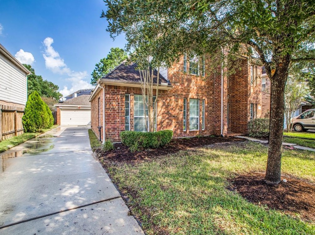 614 Merrimac Rdg Ln, Spring TX 77373-7933 exterior