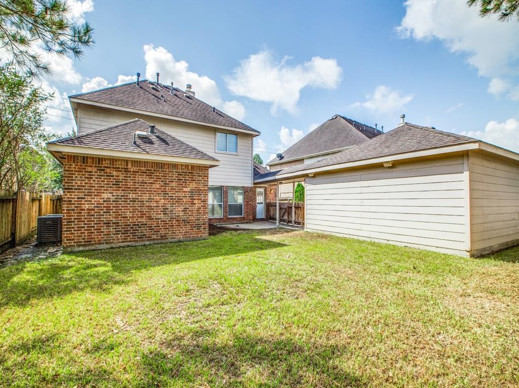 614 Merrimac Rdg Ln, Spring TX 77373-7933 exterior