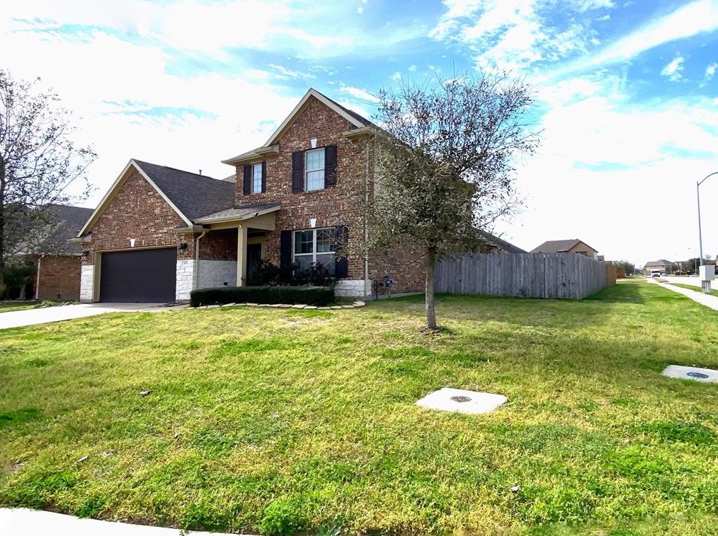 102 Blossom Terrace Ln, Richmond, TX 77469
