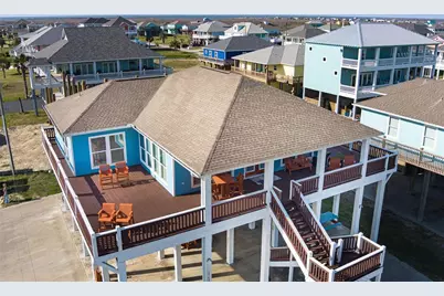 2703 Gillespie, Crystal Beach, TX 77650 - Photo 10