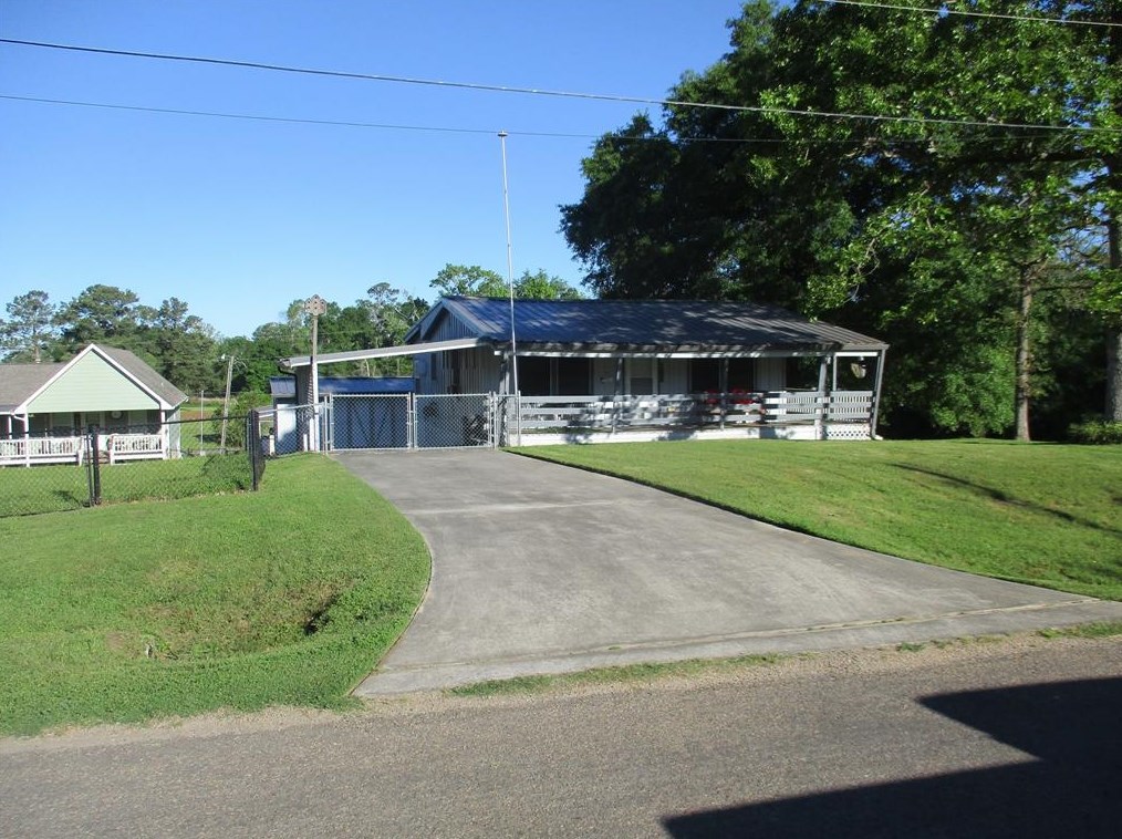 160 Lakeview Hbr, Onalaska, TX 77360-6749