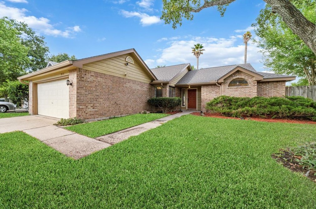 9834 Stableway Dr, Houston, TX 77065-4368