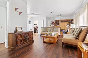 5622 Beldart St, Houston, TX 77033 - Photo 1