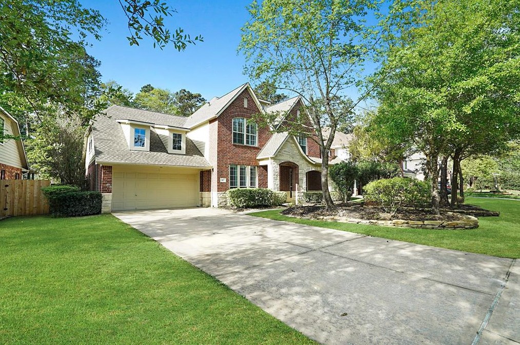 87 Concord Valley Cir, Spring, TX 77382-1385