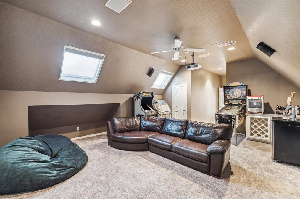 13 Lk Mist Dr, Sugar Land TX 77479-5860 exterior