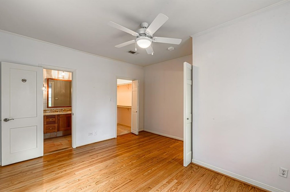 1436 Vassar St, Houston TX  77006-6030 exterior