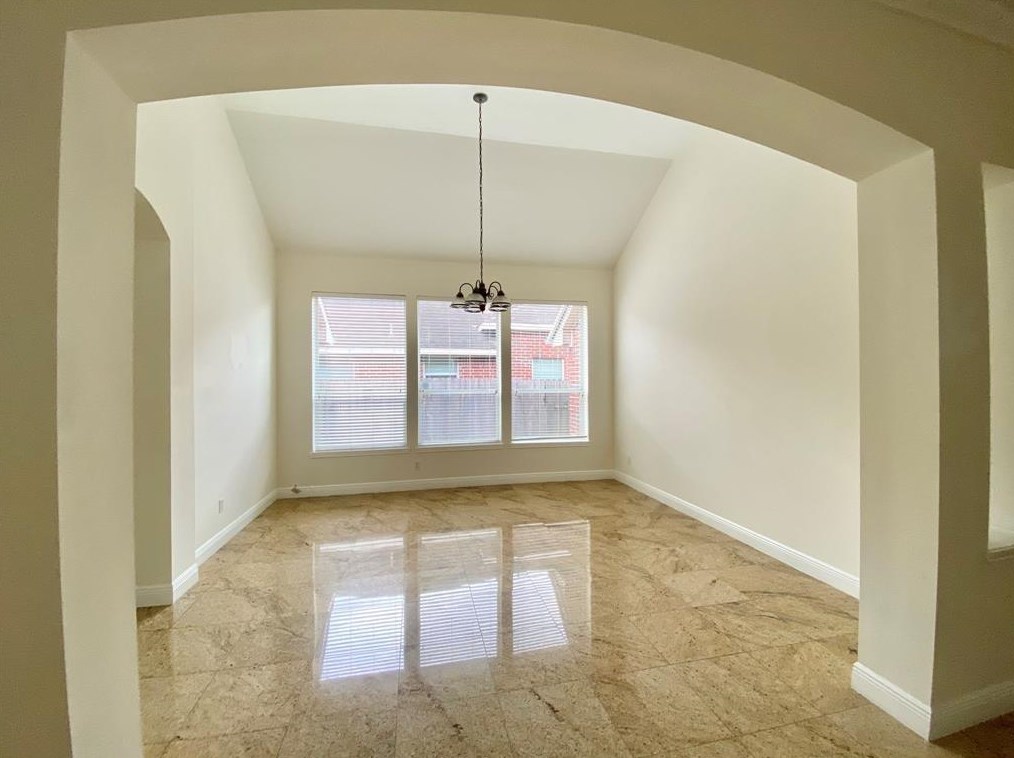 10323 Stan Brook Dr, Houston TX  77089-2233 exterior