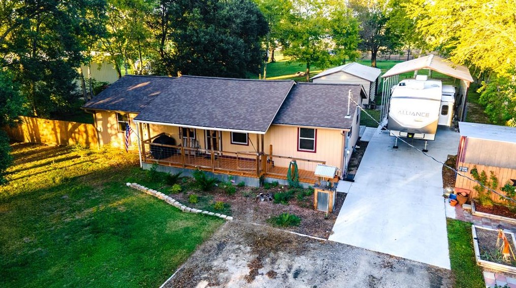 3932 County Road 960, Alvin, TX 77511-7745