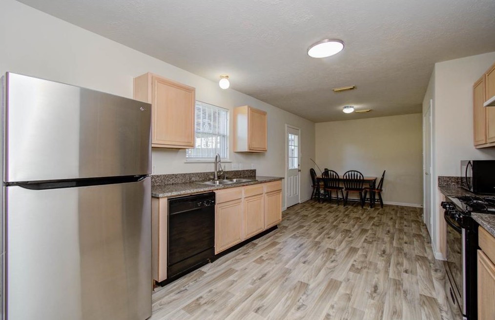 15842 Clayton Bend Dr, Houston, TX 77082-4077