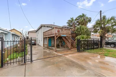 2217 Grover Avenue, Galveston, TX 77551 - Photo 2