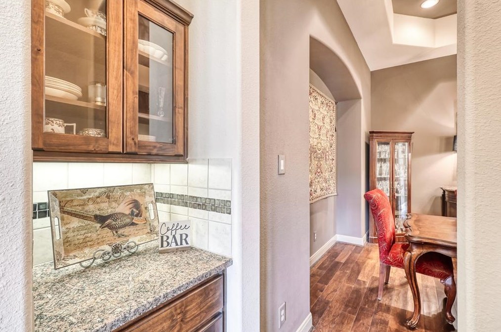 32419 Waterford Crst Ln, Fulshear TX 77441-3002 exterior