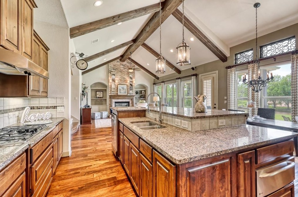 32419 Waterford Crst Ln, Fulshear TX 77441-3002 exterior