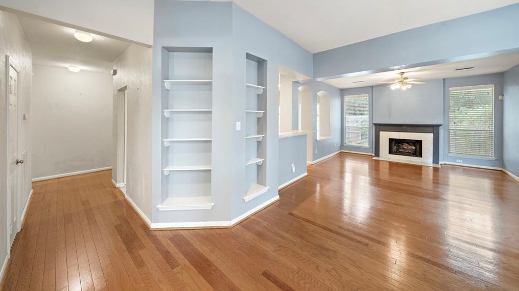 83 Spiral Vine Cir, Spring TX  77381-3745 exterior