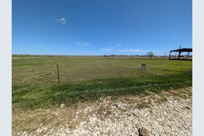 121 Magnolia Street, Matagorda, TX 77457 - Photo 2