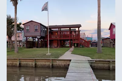 142 Seagull, Sargent, TX 77414 - Photo 1