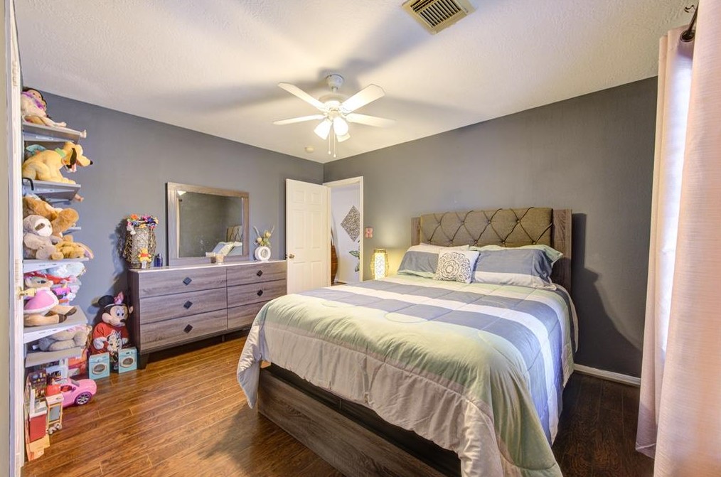 5814 Clerkenwell Dr, Houston TX  77084-6450 exterior