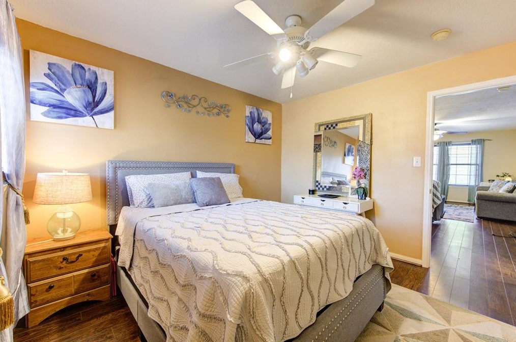 5814 Clerkenwell Dr, Houston TX  77084-6450 exterior