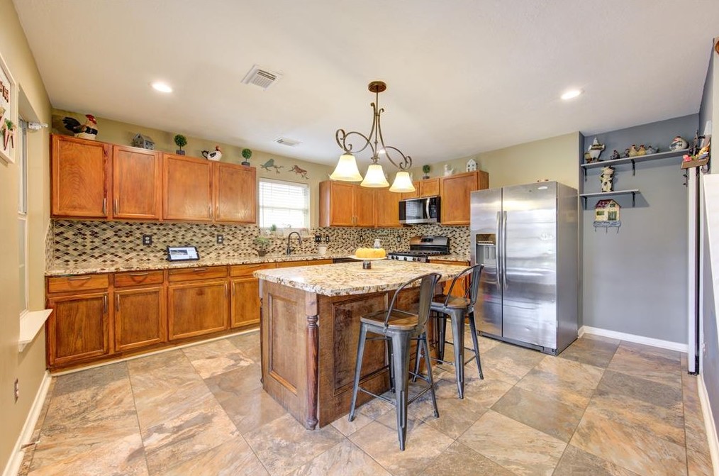 5814 Clerkenwell Dr, Houston TX  77084-6450 exterior