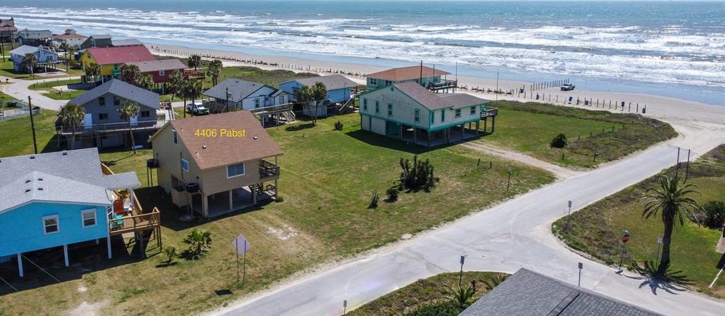 4406 Pabst Rd, Galveston, TX 77554