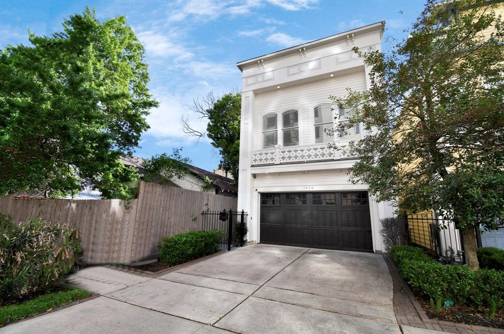 1434 Dorothy St, Houston, TX 77008