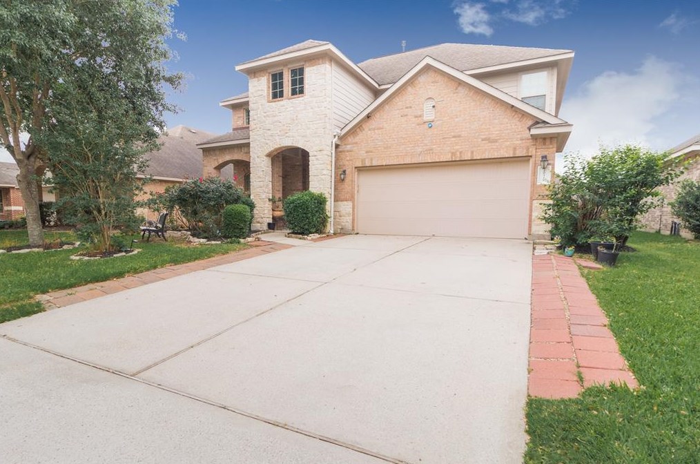 20319 Little Wing Dr, Spring, TX 77388-2579