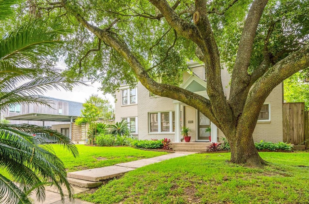 1653 Norfolk St, Houston, TX 77006-5228