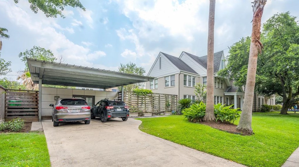 1653 Norfolk, Houston TX  77098-4223 exterior