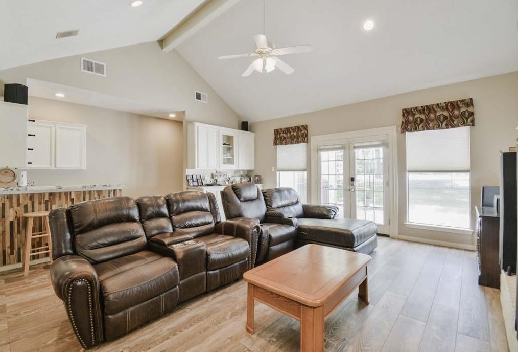 20127 Sunny Shr Dr, Humble TX 77346-1757 exterior