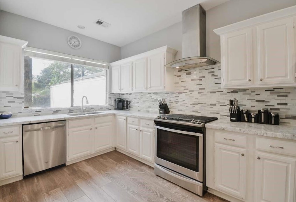 20127 Sunny Shr Dr, Humble TX 77346-1757 exterior