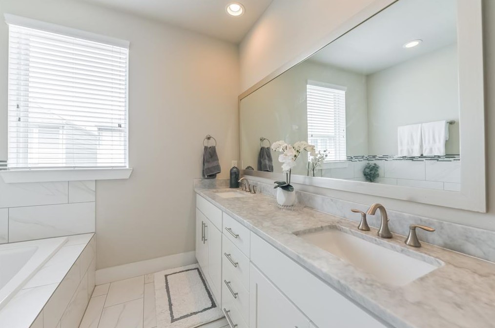 248 28 St, Houston TX  77008-2106 exterior