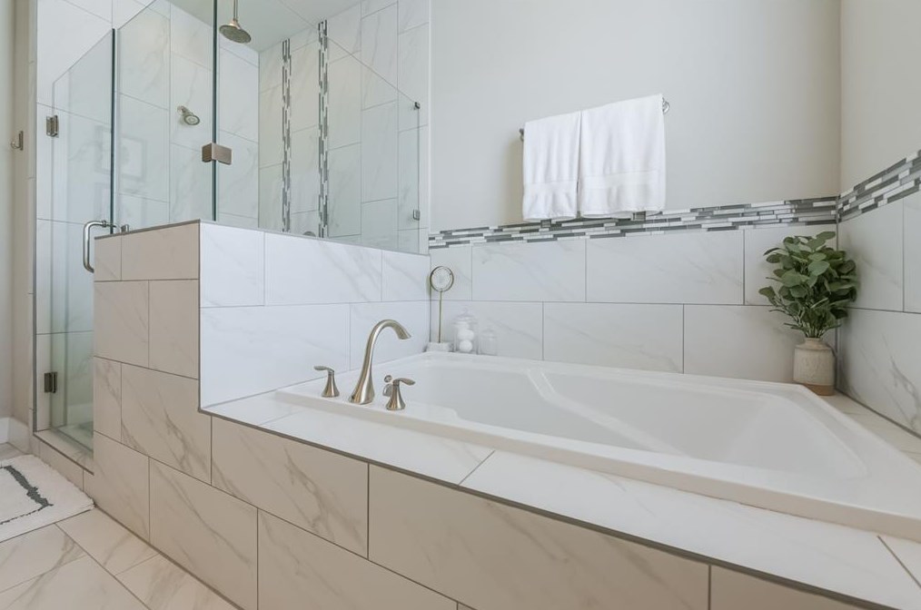 248 28 St, Houston TX  77008-2106 exterior