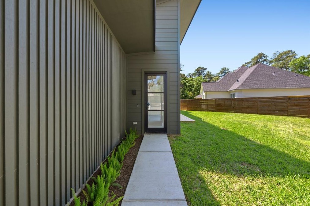 10941 Bluebird Pl, Conroe, TX 77385